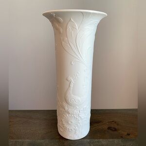 Kaiser Vase White Bisque Peacock Birds Flowers Made Germany Vintage 467/27 Tall